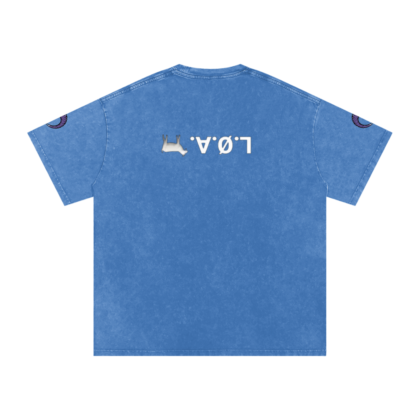 Snow washed oversized cotton t-shirt with vintage streetwear design