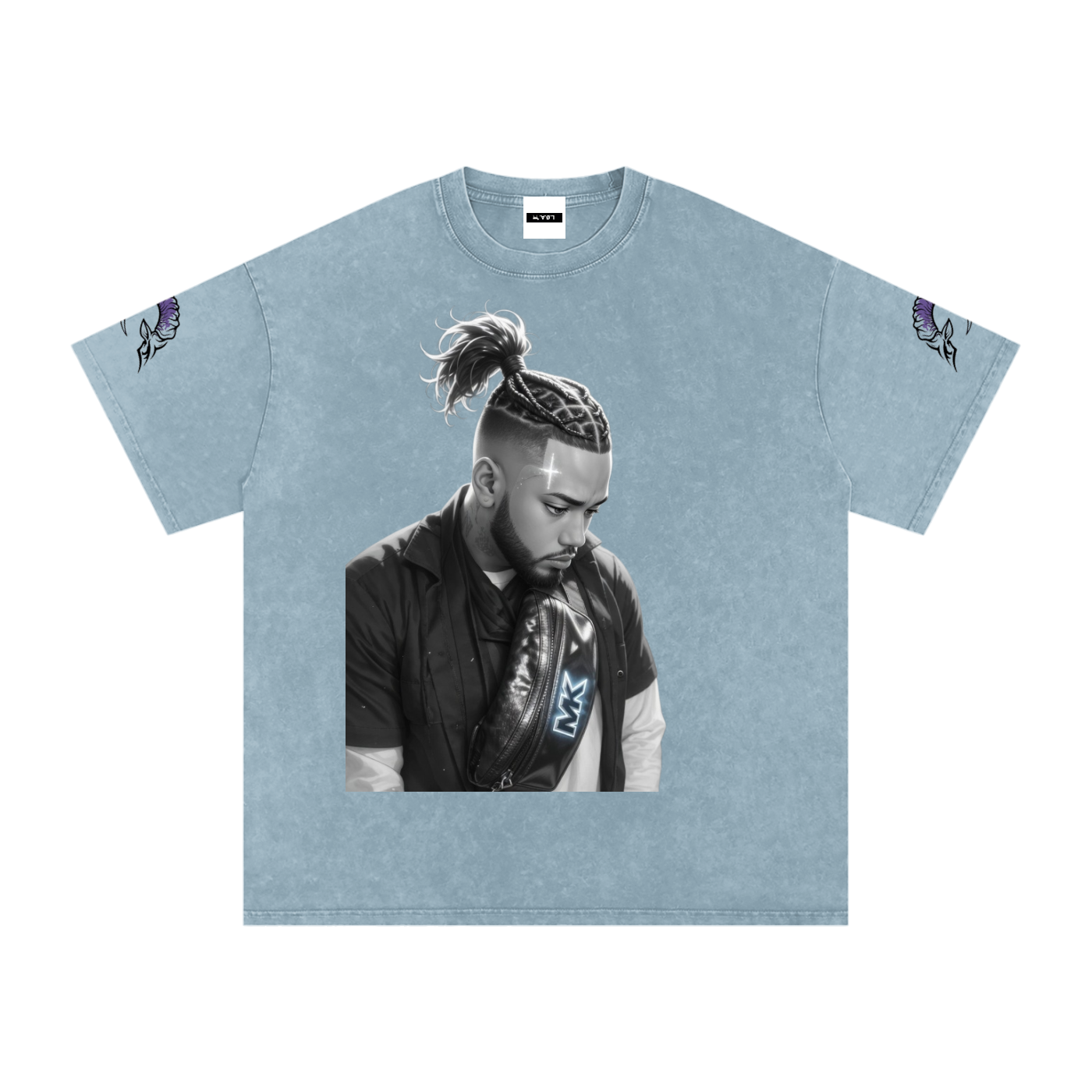 Snow washed oversized cotton t-shirt with vintage streetwear design