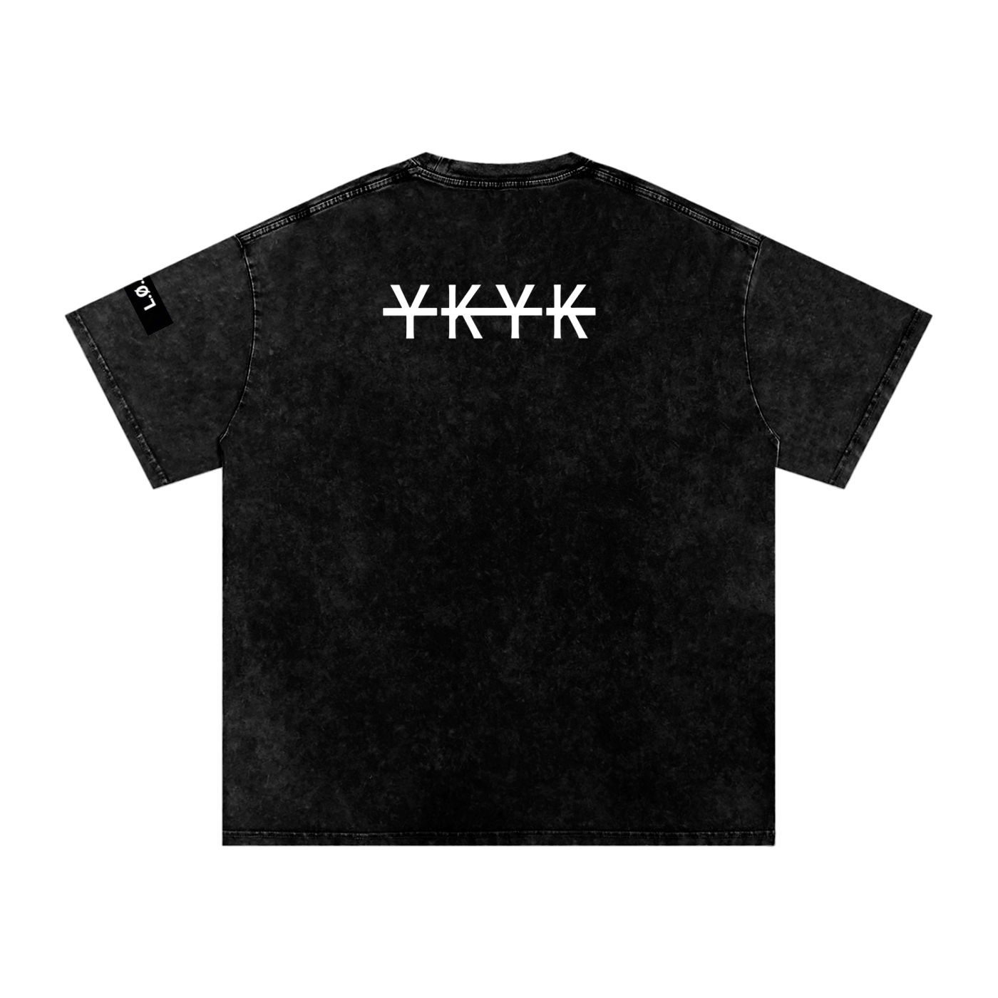 Snow washed oversized cotton t-shirt with vintage streetwear design