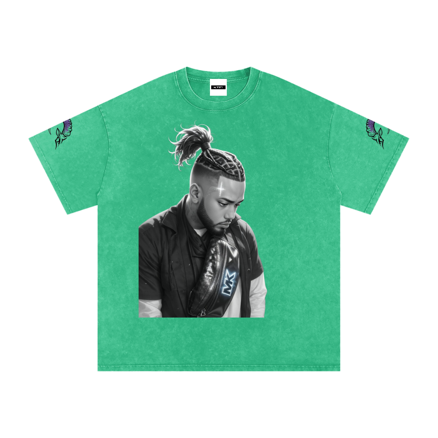Snow washed oversized cotton t-shirt with vintage streetwear design