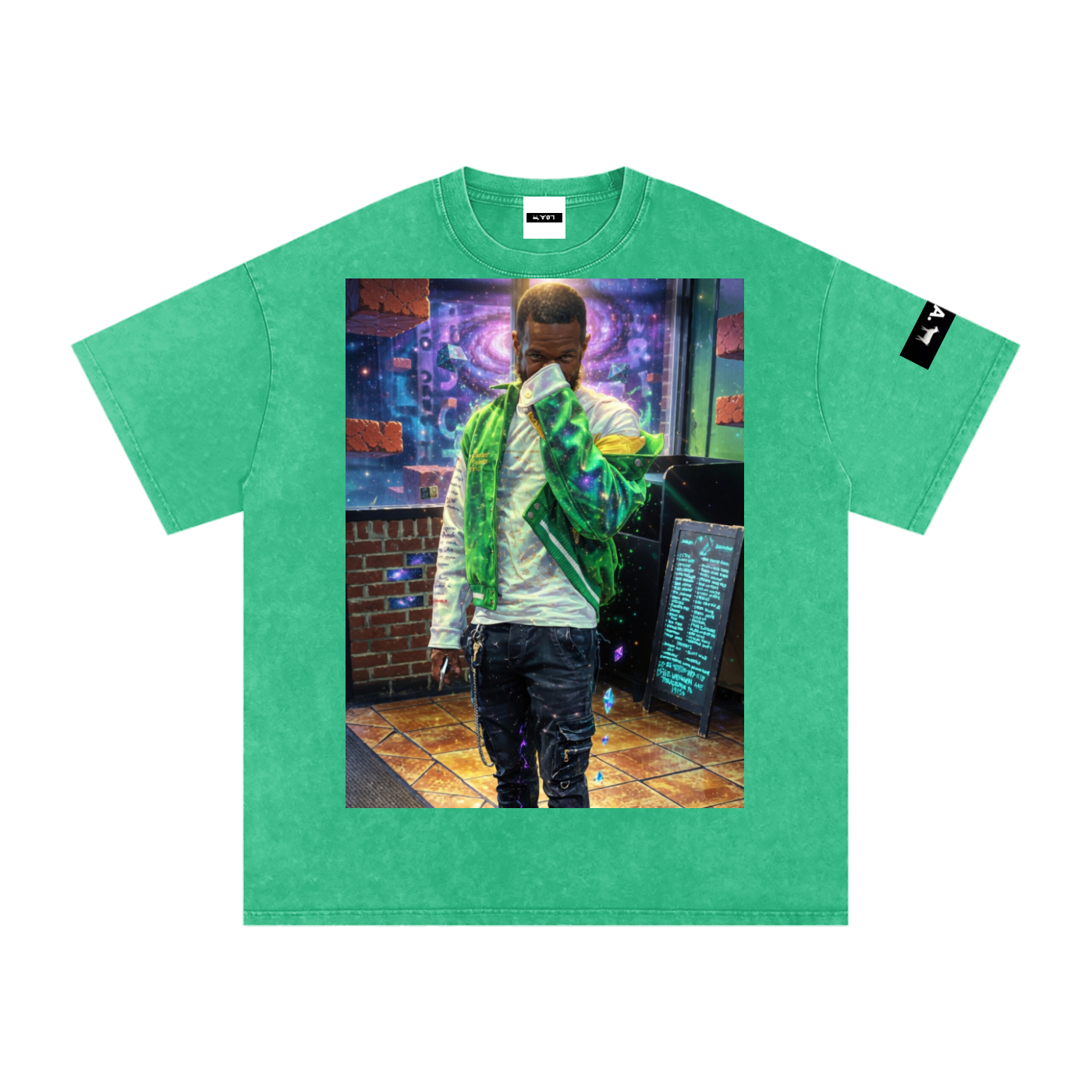 Snow washed oversized cotton t-shirt with vintage streetwear design