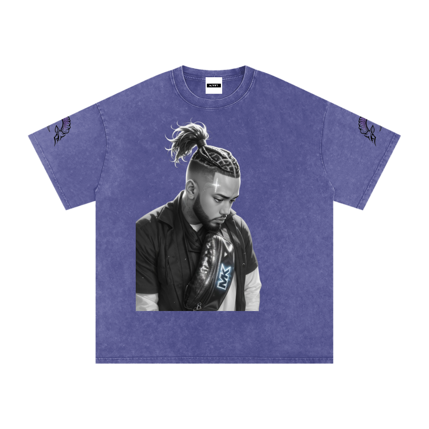 Snow washed oversized cotton t-shirt with vintage streetwear design